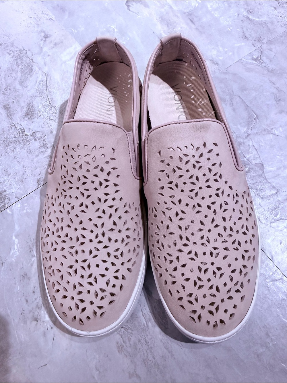 Vionic Midi Perf Blush Pink Leather Perforated Slip-On Sneakers - Size 7